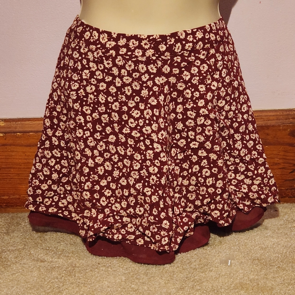 Red and white forever 21 skirt